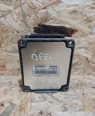 Opel Astra G Engine control unit/module ECU 12212819 8973065751 6L8Z1ZZL