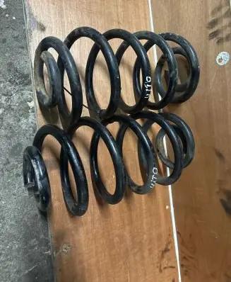 Mercedes-Benz Vito Viano W639 Rear coil spring