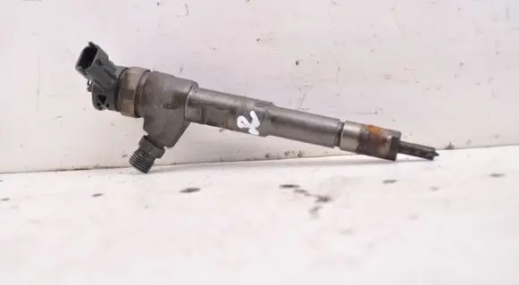 Fuel injector