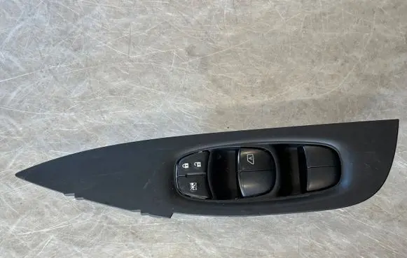 Nissan Qashqai Electric window control switch 809604EA0AX