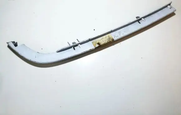 Under headlight/headlamp trim