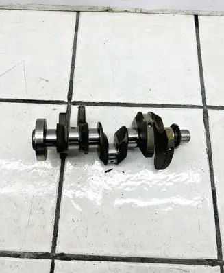 Volkswagen Polo VI Crankshaft 