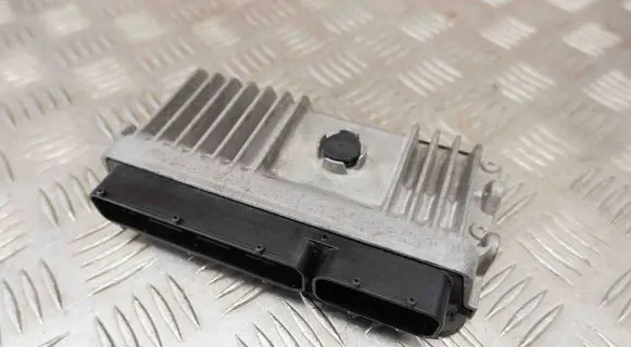 Toyota C-HR I Engine control unit/module 89661F4250
