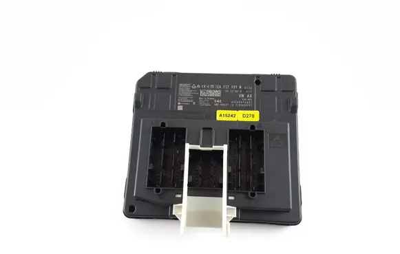 Skoda Enyaq iV Comfort/convenience module 1EA937089M 1EA937089B
