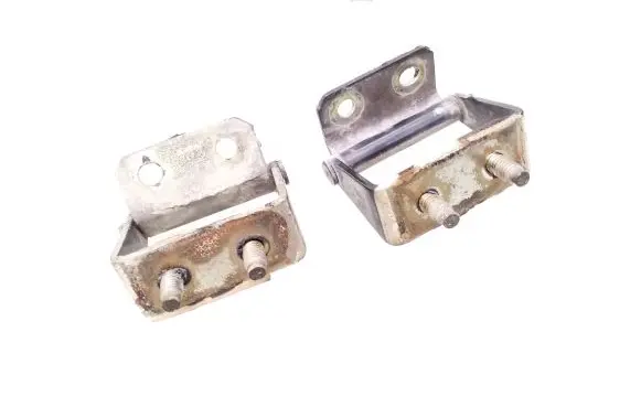 Nissan Primera Tailgate/trunk/boot hinge ES78