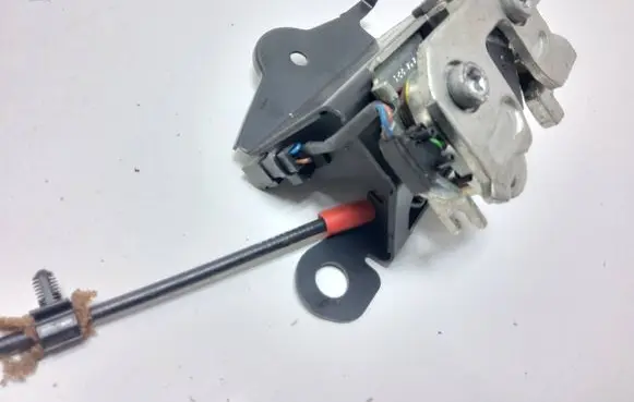 Saab 9-3 Ver2 Seat back rest lock catch 12797302