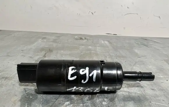 BMW 3 E90 E91 Headlight washer pump 26274