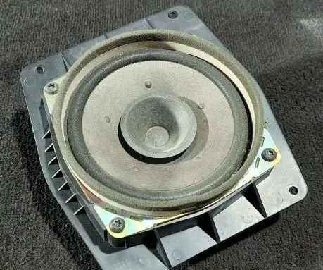Mitsubishi Space Star Rear door speaker MR285534 01022715A 902275488521