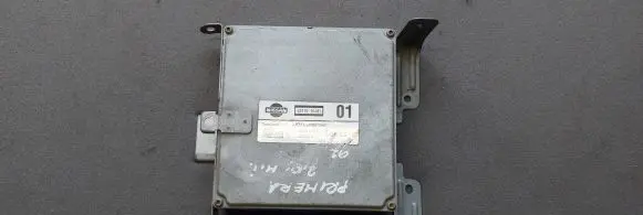 Nissan Primera Engine control unit/module 2371070J81