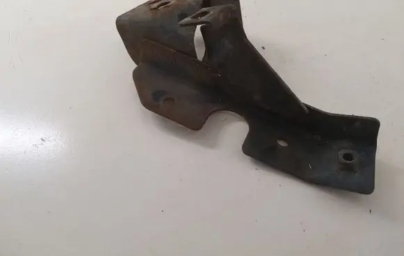 Radiator support slam panel bracket