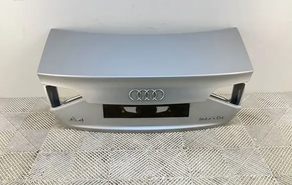 Audi A4 S4 B8 8K Tailgate/trunk/boot lid 