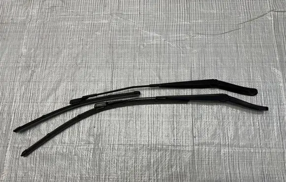 Jaguar F-Pace Front wiper blade arm FPACE