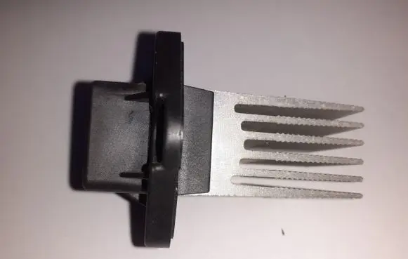 Heater blower motor/fan resistor