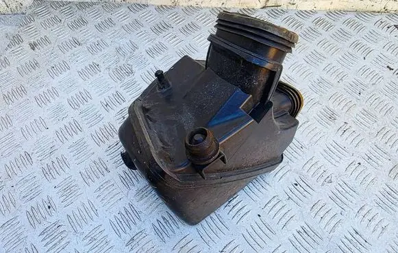 Opel Astra J Intake resonator 13313301