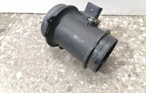 Audi A6 S6 C6 4F Mass air flow meter 059906461