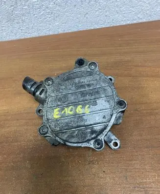 Volkswagen PASSAT B6 Vacuum pump 06D145100 E1066
