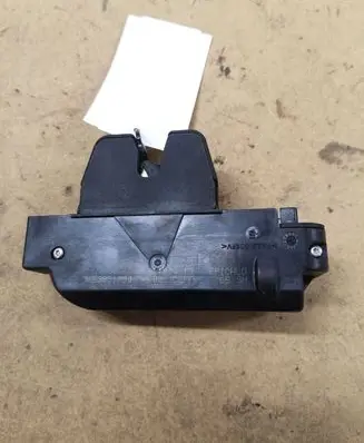 Peugeot 607 Tailgate/trunk/boot lock/catch/latch 9653831780 02120419