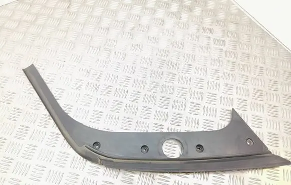 Mercedes-Benz GL X164 Rear side glass trim A1646700487