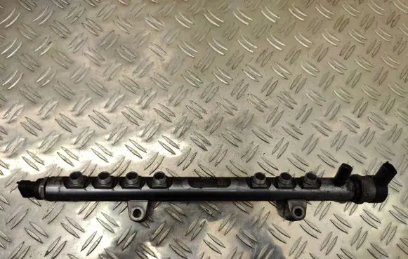 Volvo XC60 Fuel main line pipe 30777759 257621 0445215025