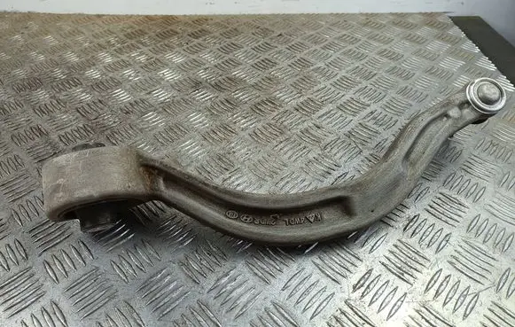 Front lower control arm/wishbone