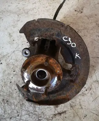 Volvo C30 Front wheel hub