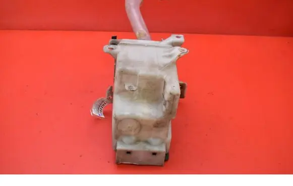 Mitsubishi Outlander Windshield washer fluid reservoir/tank 060851-103