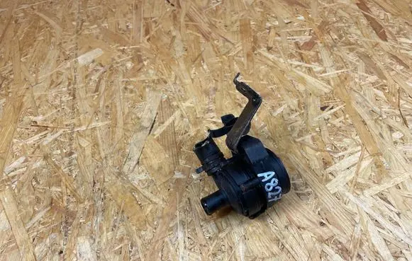 Mercedes-Benz C W205 Electric auxiliary coolant/water pump A2118350028