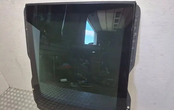 Toyota Avensis T270 Sunroof glass 6320105030 43R000198