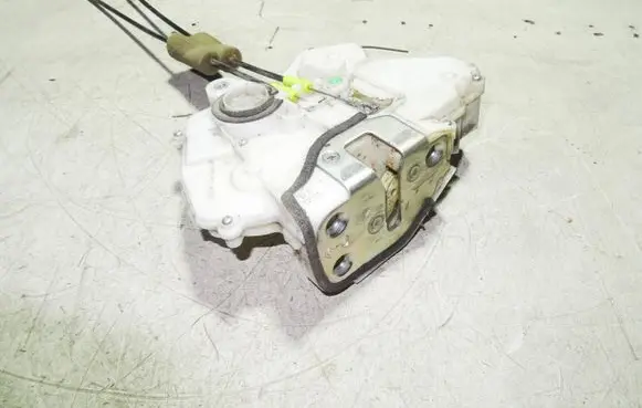 Honda Civic Front door lock