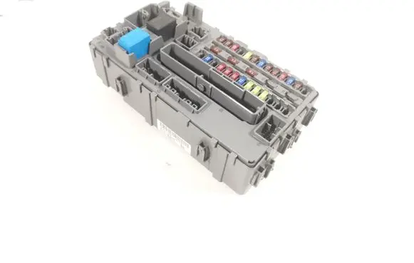 Honda Accord Fuse module 38200-TL4-E21