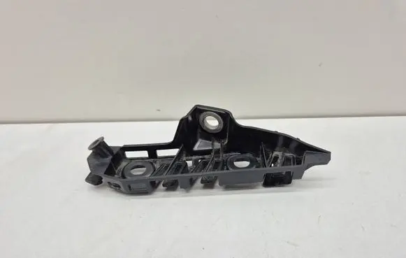 Volkswagen PASSAT B8 Front bumper mounting bracket 3G0807049