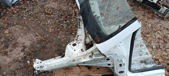 Seat Leon (5F) Front quarter panel 
