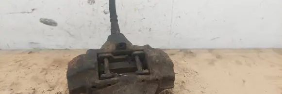 Mercedes-Benz E W124 Rear brake caliper