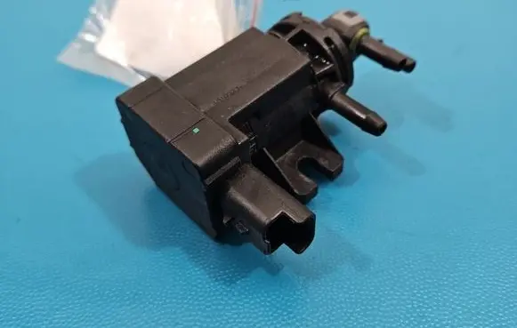 Citroen C4 Cactus Turbo solenoid valve 9811643880 IMPRK1542602