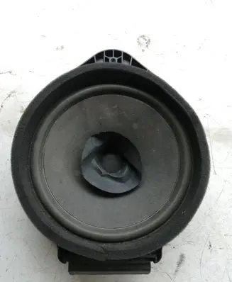 Opel Astra J Rear door speaker