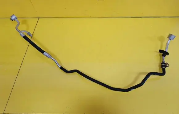Audi Q7 4L Air conditioning (A/C) pipe/hose 7L6820741D