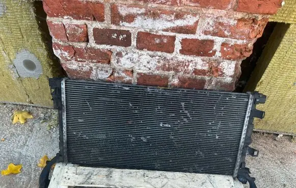 Coolant radiator