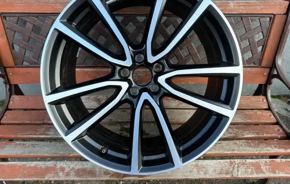Audi Q5 SQ5 R21 alloy rim 