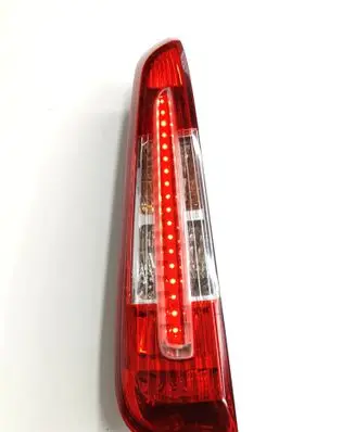 Ford C-MAX I Rear/tail lights