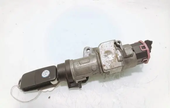 Volkswagen Transporter - Caravelle T5 Ignition lock 4B0905851N