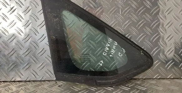 Toyota Auris 150 Front triangle window/glass 43R007951