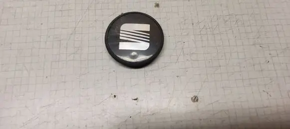 Seat Toledo II (1M) Original wheel cap