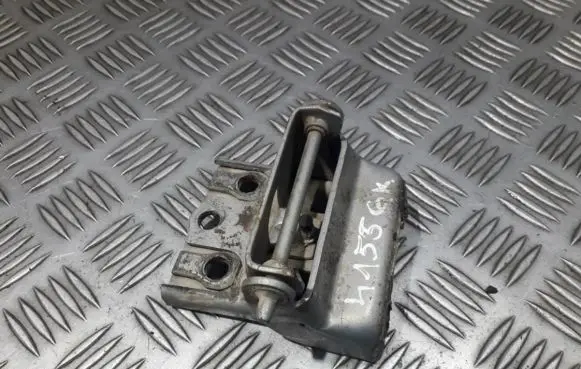Chrysler Voyager Tailgate/trunk/boot hinge