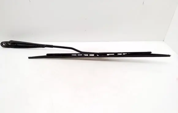 Mercedes-Benz S W140 Front wiper blade arm