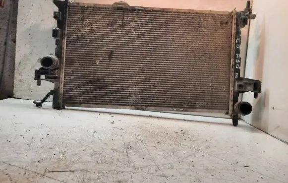 Opel Combo C Coolant radiator 13100381