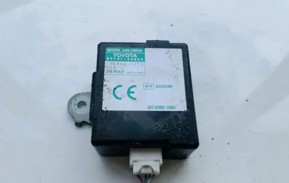 Toyota Avensis Verso Door control unit/module 8974144060 89741-44060