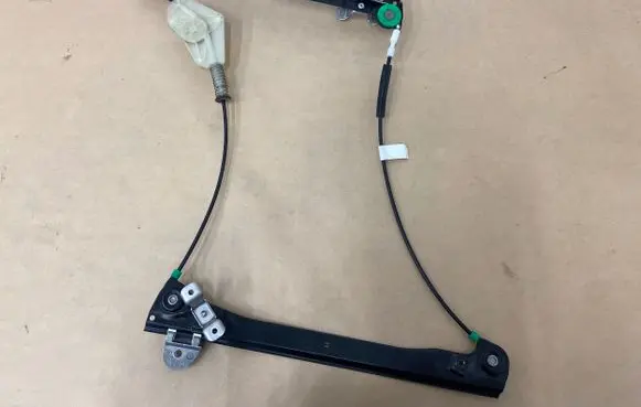 Bentley Continental Rear window lifting mechanism without motor 3W5839461C 312011101C E038060213A