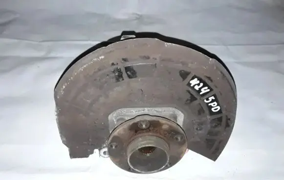 Alfa Romeo Giulietta Front wheel hub 28A32206