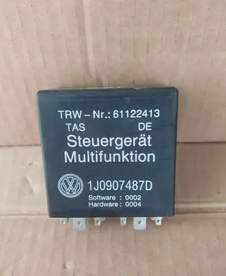 Audi A4 S4 B5 8D Other relay 61122413 1J0907487D
