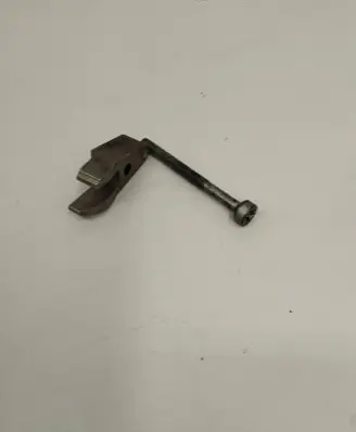 Mercedes-Benz B W246 W242 Fuel Injector clamp holder
